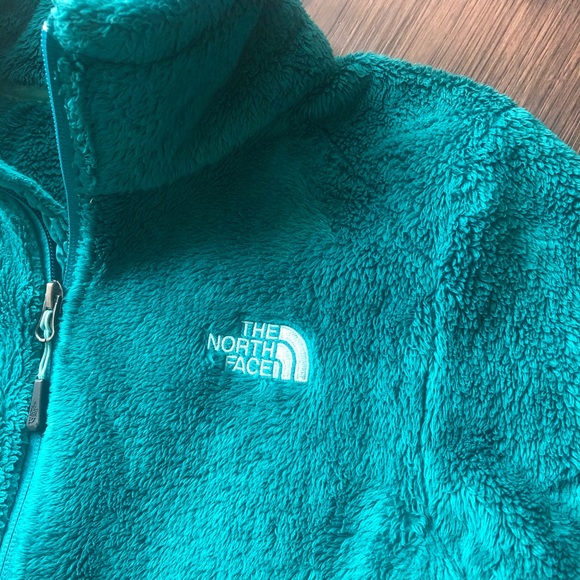 The North Face fuzzy jacket - Picture 3 of 7